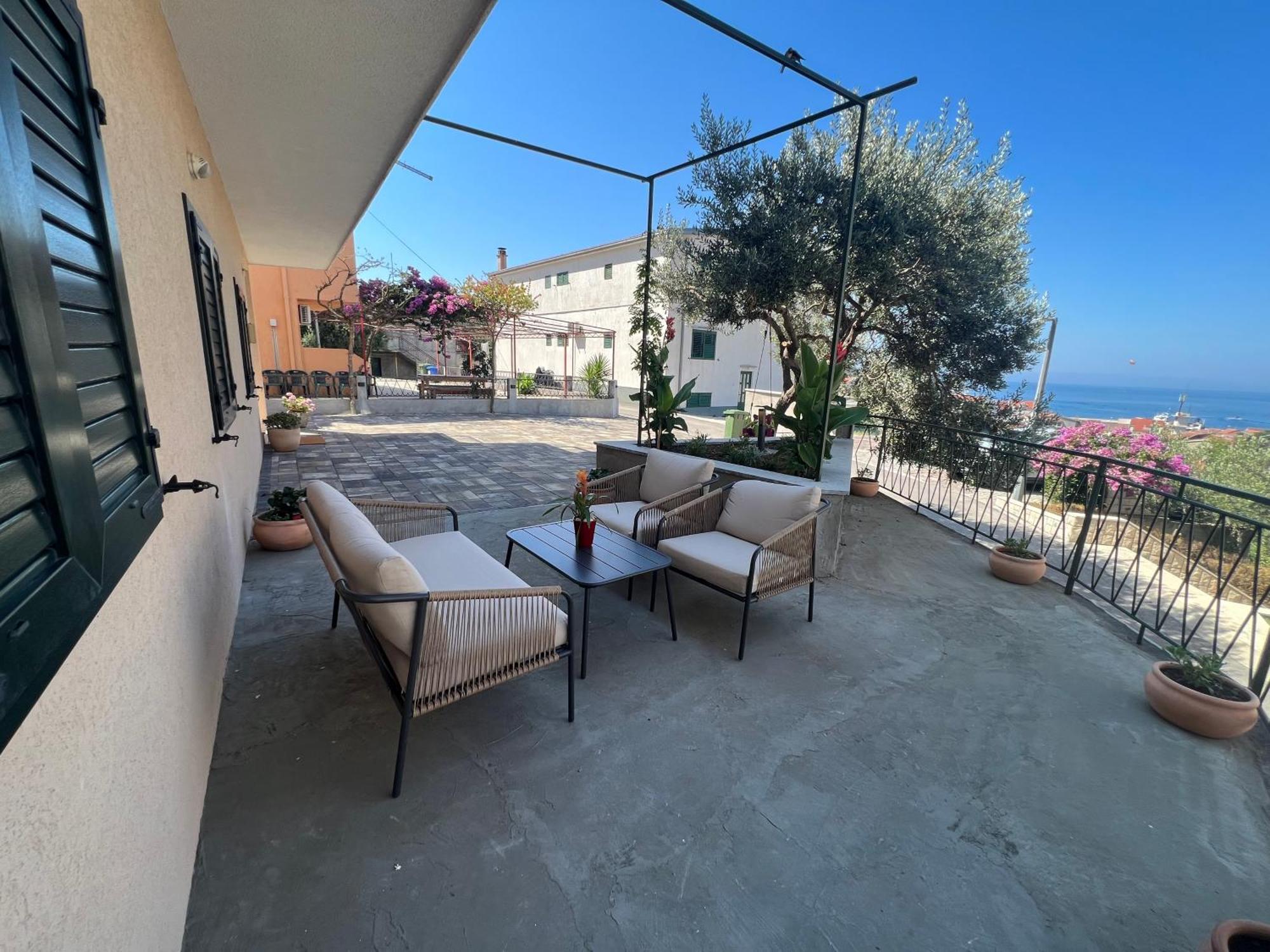 Apartment Kana Makarska
