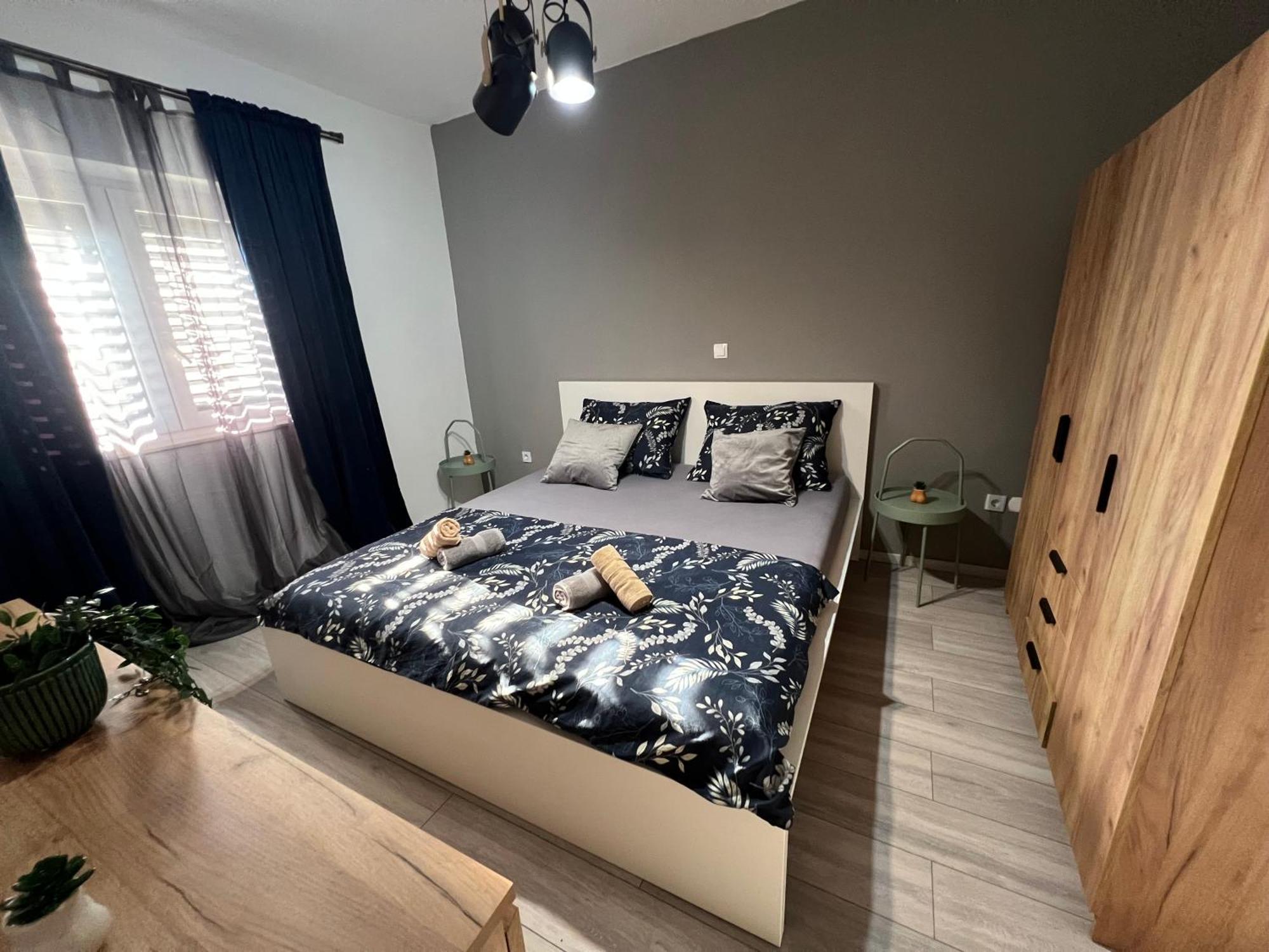 Kana Apartment *