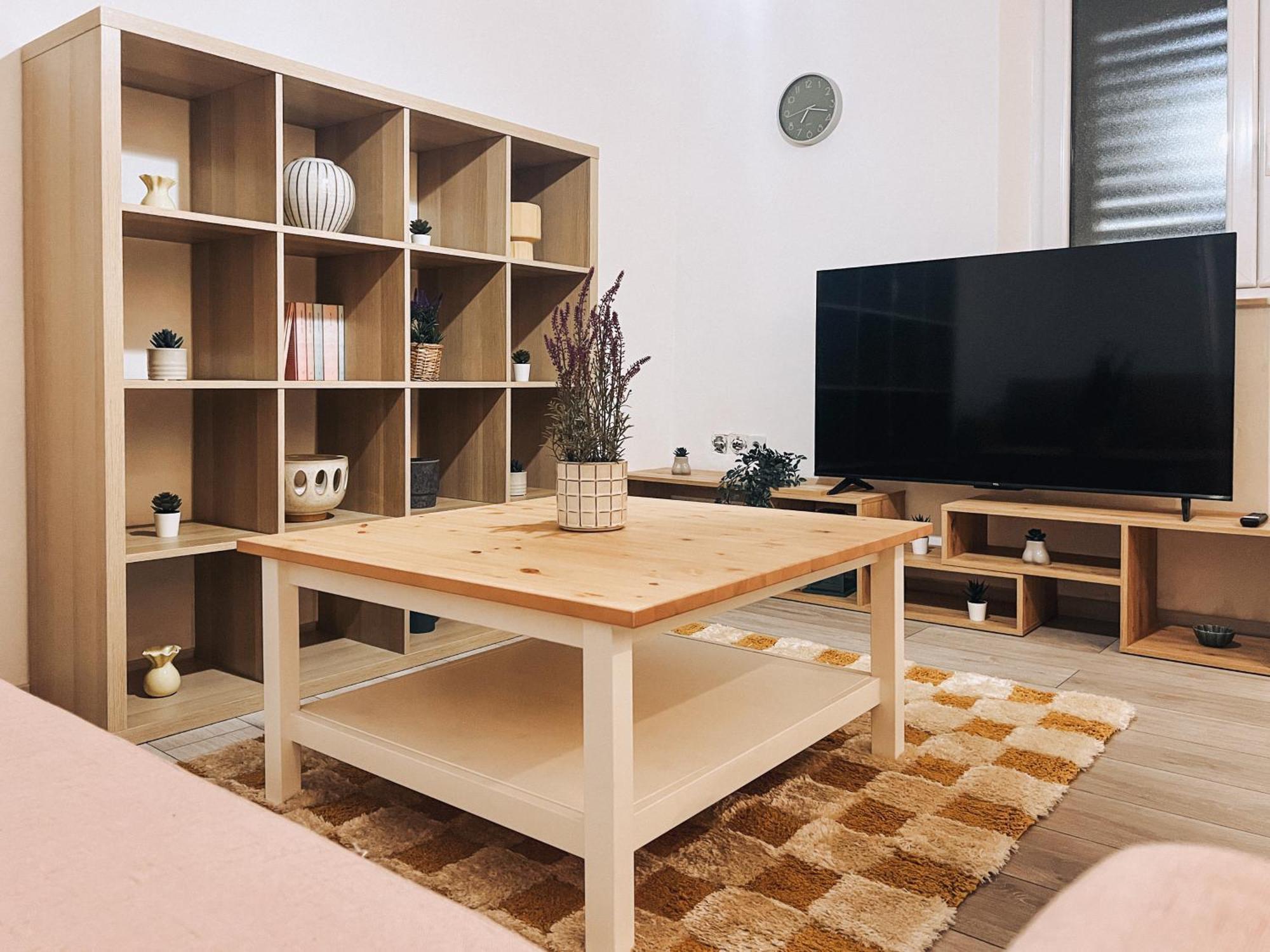 Kana Apartment *